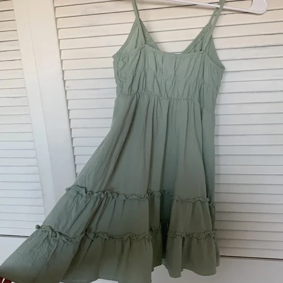 Green mini dress - Picture 3 of 3